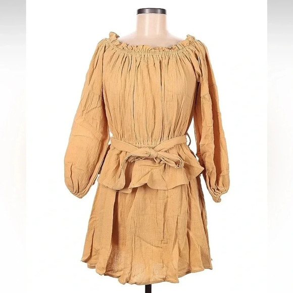 PETAL AND PUP Women's Beige Callie Off Shoulder Mini Dress Size Large L NWT - Picture 3 of 4